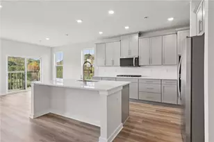 410 Barons Ct, Peters Township, PA 15637 - Photo 6