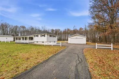 3489 Sample Rd, Hermitage, PA 16148 - Photo 2