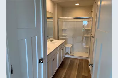 138 Scotland Ln, Harmony Boro, PA 16037 - Photo 6