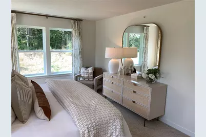 138 Scotland Ln, Harmony Boro, PA 16037 - Photo 12