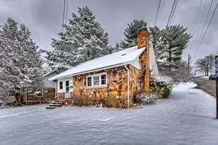 615 W 4th Ave, Derry Boro, PA 15627 - Photo 1