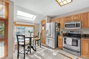 1403 Towne Square Dr, Pittsburgh, PA 15101 - Photo 10