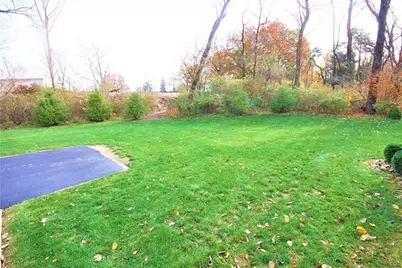 216 S Tuscan Way, Hempfield Township, PA 15601 - Photo 22