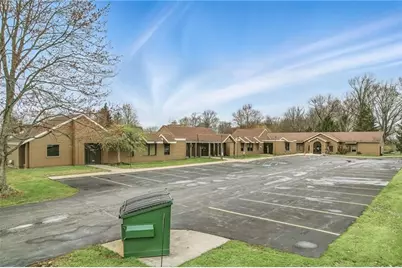 2000 Green St, Farrell, PA 16121 - Photo 8