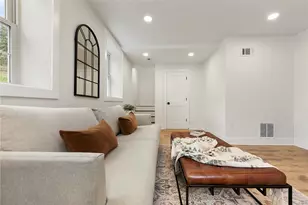 4978 S Pioneer Rd, Hampton, PA 15044 - Photo 8