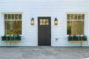 4978 S Pioneer Rd, Hampton, PA 15044 - Photo 2