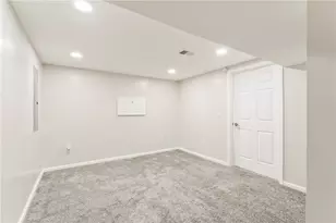 951 Shenango Rd, Chippewa Township, PA 15010 - Photo 24