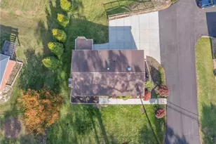 49 Woodside Dr, South Strabane, PA 15301 - Photo 8