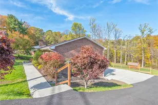 49 Woodside Dr, South Strabane, PA 15301 - Photo 4