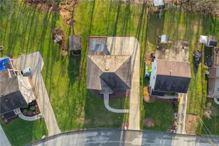 699 Surfside Dr, Pittsburgh, PA 15239 - Photo 22