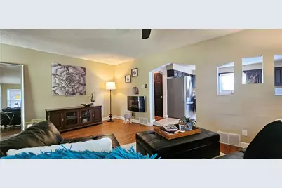 1852 The Circle, Canton Township, PA 15301 - Photo 8