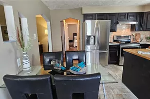 1852 The Cir, Canton Township, PA 15301 - Photo 12