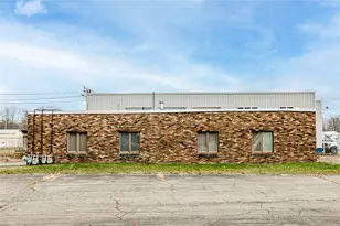 1815 Mercer Grove City Rd, Findley Township, PA 16137 - Photo 1