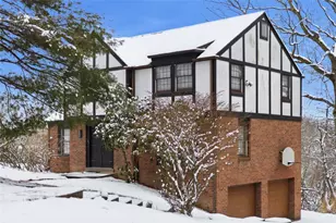 102 Alleyne Dr, Pittsburgh, PA 15215 - Photo 1