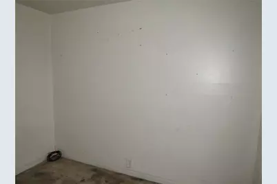 74 Castner Ave, Donora, PA 15033 - Photo 10