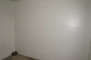 74 Castner Ave, Donora, PA 15033 - Photo 10