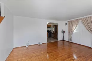 235 Cherrydell Dr, Scott Township, PA 15220 - Photo 2