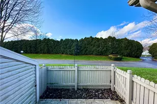 3534 Hunters Woods Blvd, Neshannock Township, PA 16105 - Photo 6