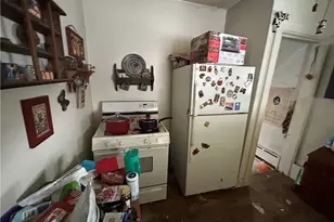 208 Orchard St, Neville Twp, PA 15225 - Photo 6