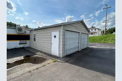 951 W Pittsburgh Street, Hempfield Township, PA 15601 - Photo 26