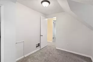 3825 Inland Ave, West Mifflin, PA 15122 - Photo 18