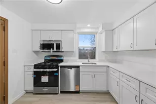 614 Ridgemont Dr, Pittsburgh, PA 15220 - Photo 6