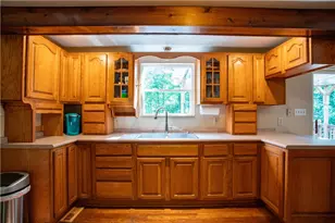 385 Wallace Run Rd, Big Beaver, PA 15010 - Photo 10