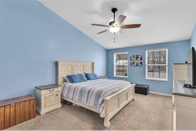 302 Red Fox Ct, Economy, PA 15005 - Photo 22