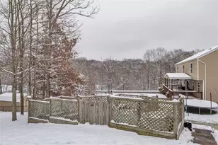 302 Red Fox Ct, Economy, PA 15005 - Photo 8