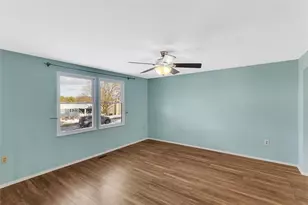 150 Willow Dr, Economy, PA 15042 - Photo 8