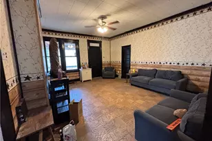 4 Brokers Ln, Hempfield Township, PA 15675 - Photo 10