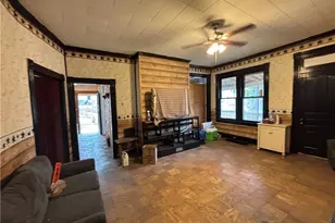 4 Brokers Ln, Hempfield Township, PA 15675 - Photo 8