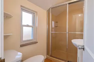 975 Illinois Ave, Pittsburgh, PA 15221 - Photo 14