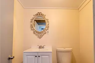 975 Illinois Ave, Pittsburgh, PA 15221 - Photo 24