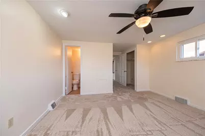 975 Illinois Ave, Pittsburgh, PA 15221 - Photo 10