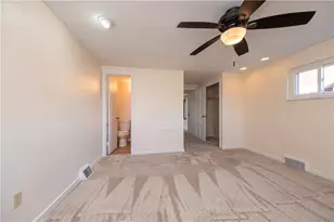 975 Illinois Ave, Pittsburgh, PA 15221 - Photo 10