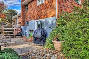 216 Roxbury Dr, Hempfield Township, PA 15601 - Photo 28