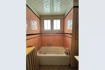 325 Crest Ave, Charleroi Boro, PA 15022 - Photo 22