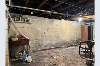 325 Crest Ave, Charleroi Boro, PA 15022 - Photo 32