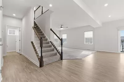 5026 Summit Dr, South Park, PA 15129 - Photo 8