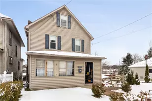 1228 Washington St, Farrell, PA 16121 - Photo 2