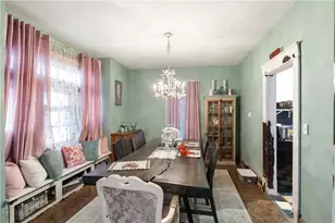 1228 Washington St, Farrell, PA 16121 - Photo 8