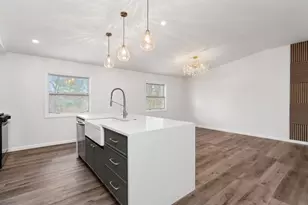 2715 Otterbein Dr, Pittsburgh, PA 15101 - Photo 12