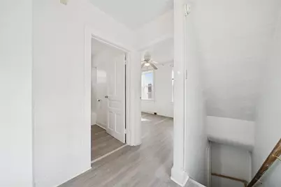 214 S 7th Street, Jeannette, PA 15644 - Photo 6