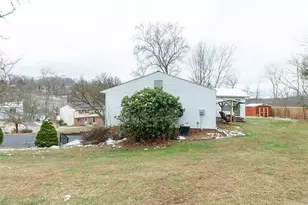 2 Lou Ann Ln, Murrysville, PA 15626 - Photo 6