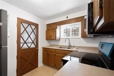 8784 Terrace Dr, Pittsburgh, PA 15237 - Photo 10