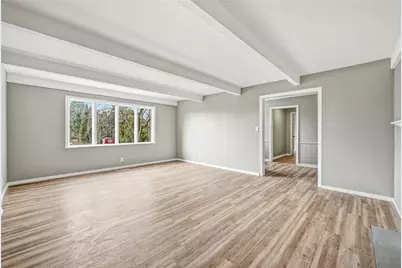 2894 Shadylane Dr, Neshannock Township, PA 16105 - Photo 6