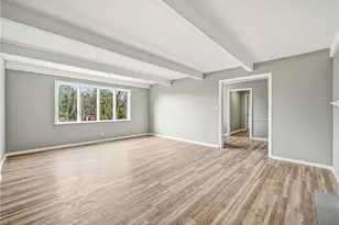 2894 Shadylane Dr, Neshannock Township, PA 16105 - Photo 6