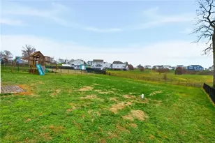 47 Equestrian Dr, Findlay Township, PA 15126 - Photo 40