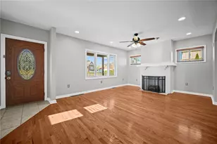 4839 Lougean Ave, Pittsburgh, PA 15207 - Photo 4